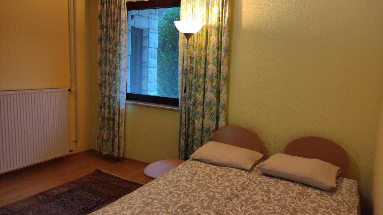 Alp House Hotel Бохинийска Бела Екстериор снимка