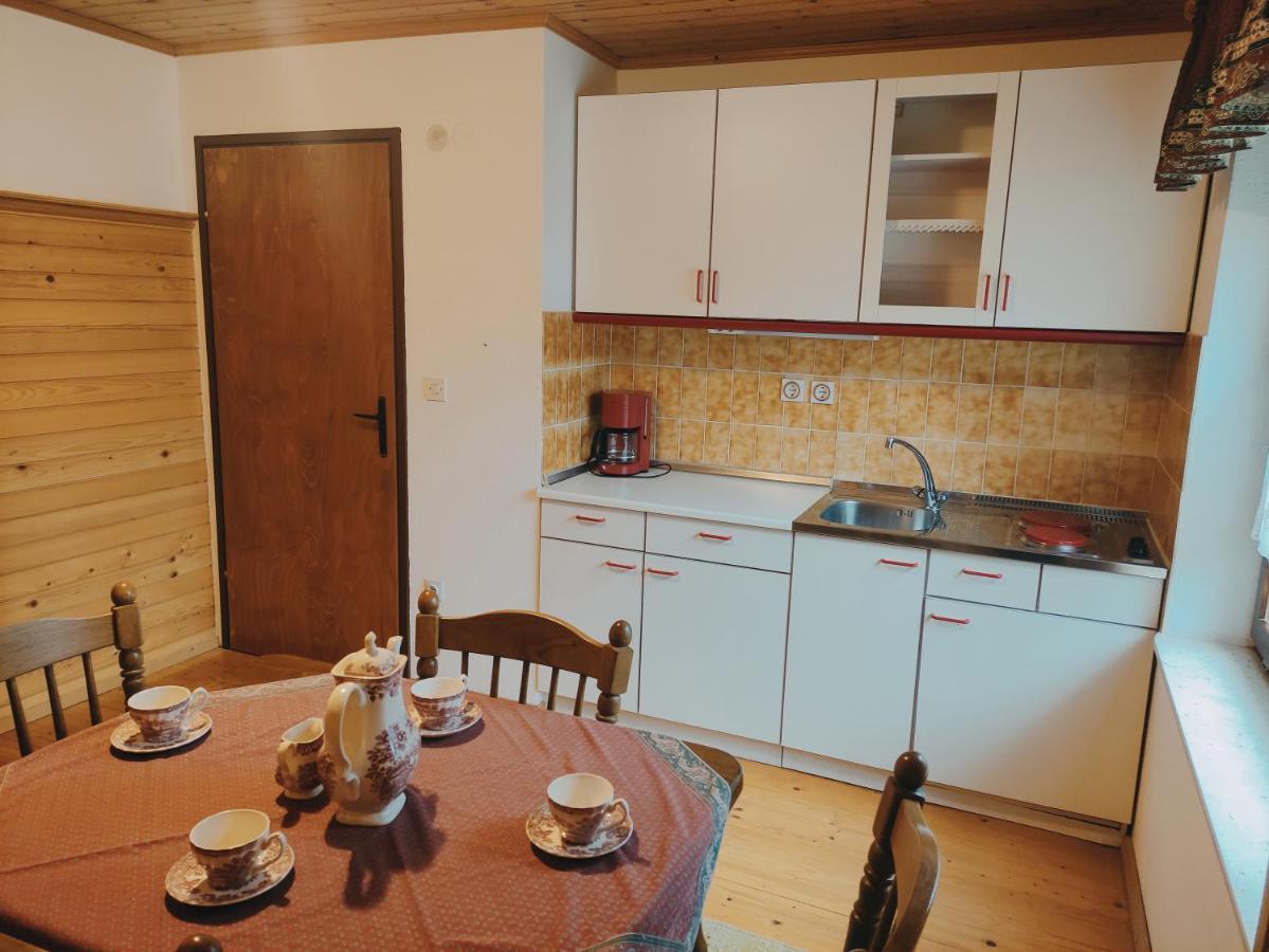 Alp House Hotel Бохинийска Бела Екстериор снимка