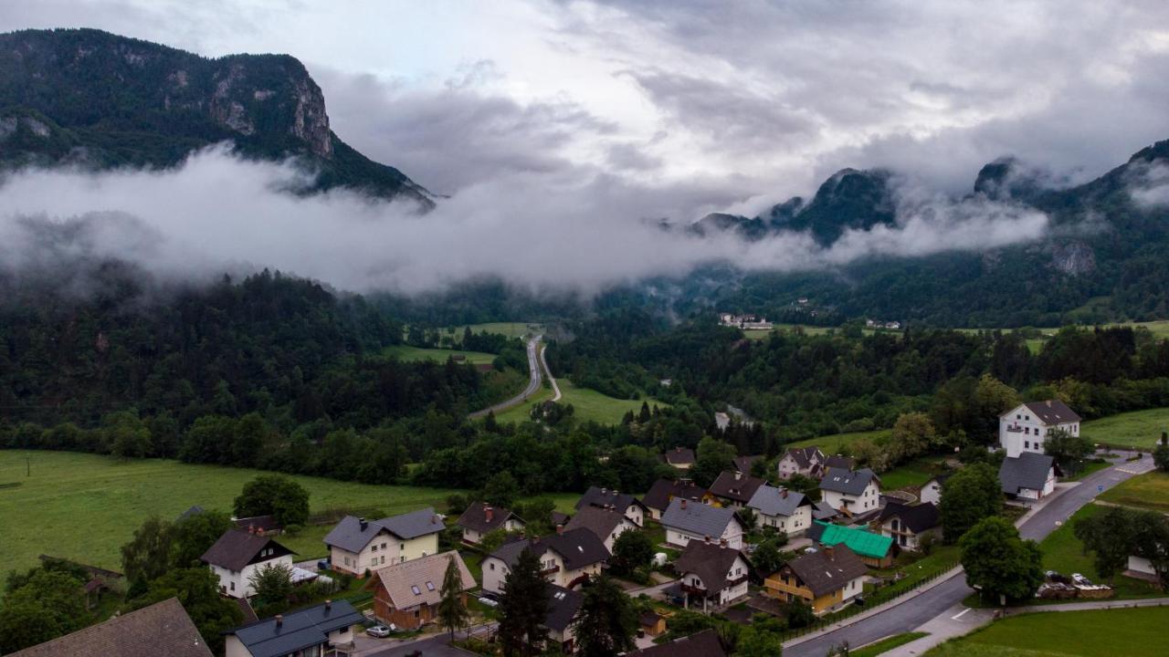 Alp House Hotel Бохинийска Бела Екстериор снимка