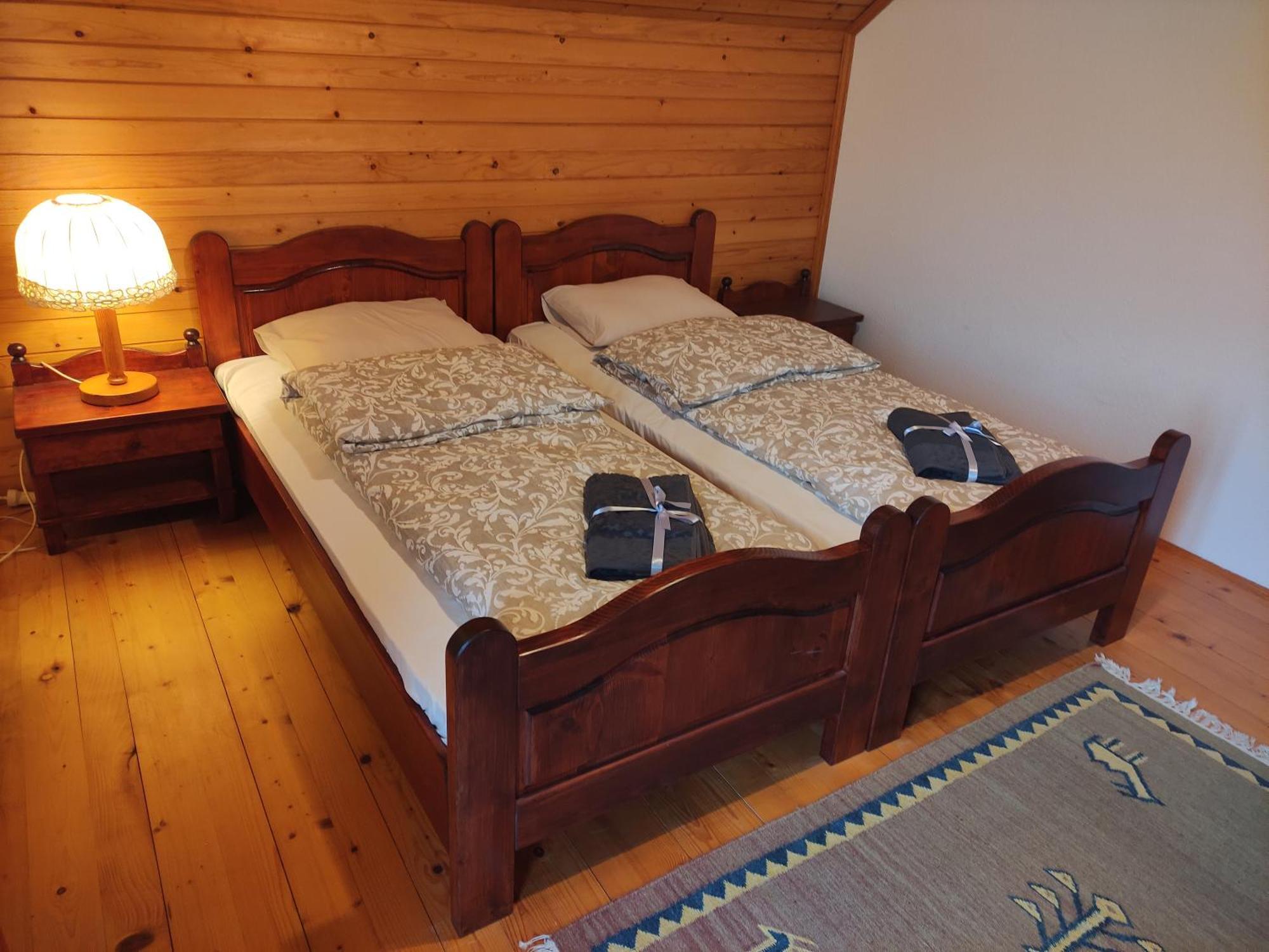 Alp House Hotel Бохинийска Бела Стая снимка