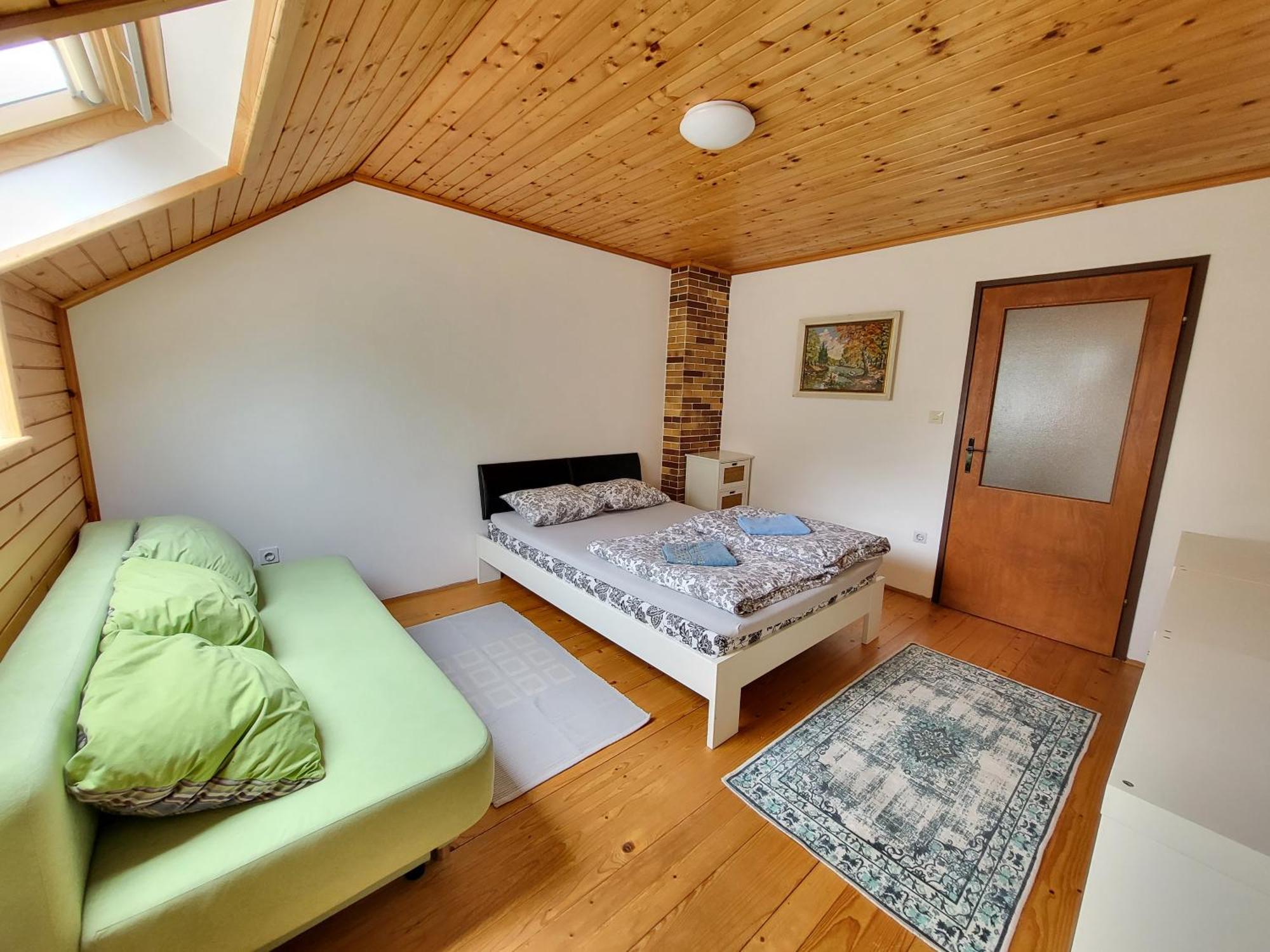 Alp House Hotel Бохинийска Бела Екстериор снимка